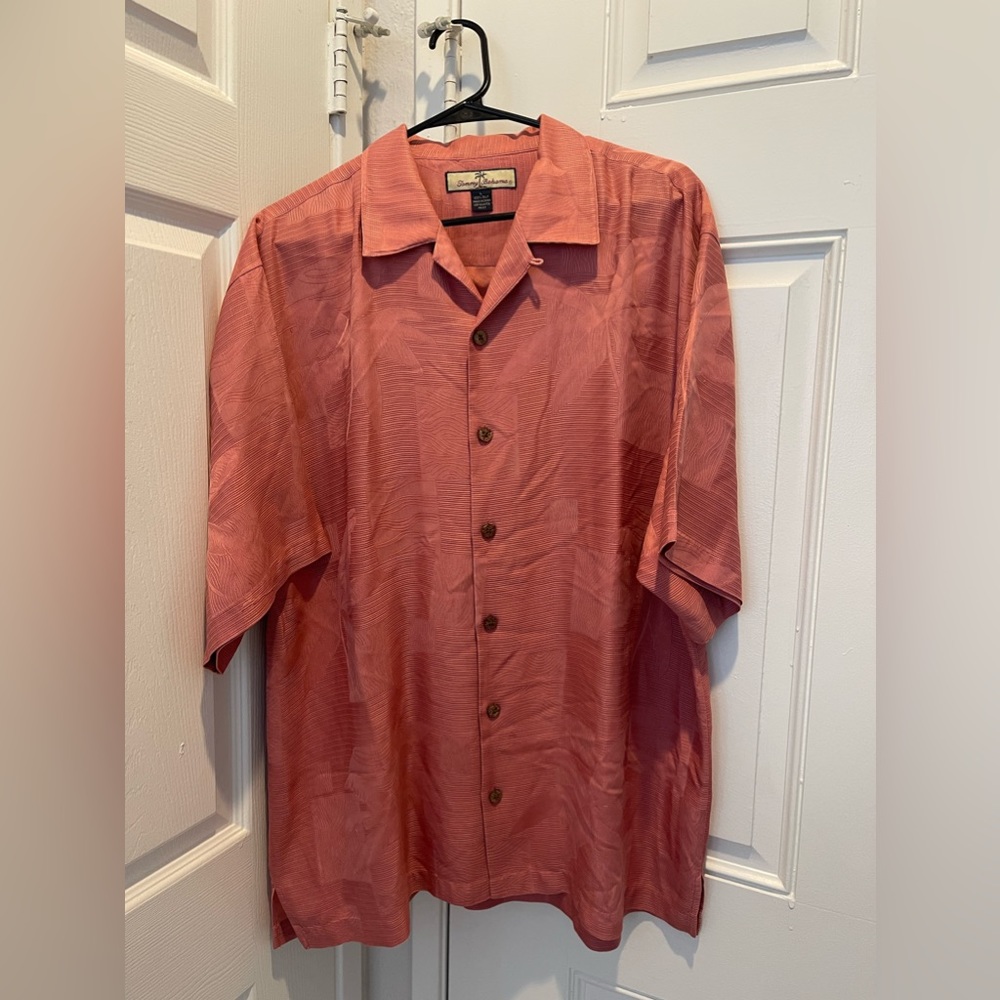 Tommy Bahama Mens Button Up Shirt